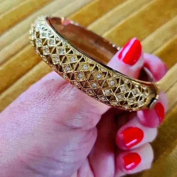 Goldtone Rhinestone Bangle Statement Bracelet - Picture 1 of 9